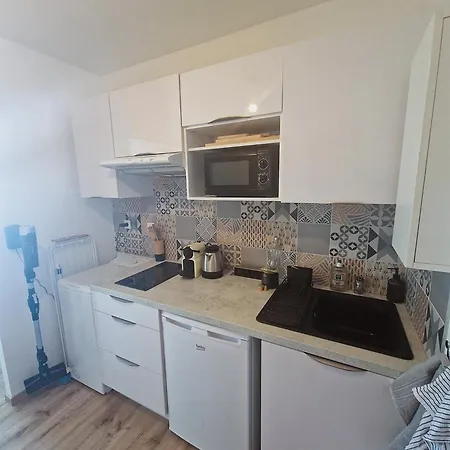 Au-dessus Des Nuages - Parking Prive Apartment *